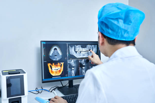 Best Emergency Dental Services for Seniors in Ivanhoe, CA